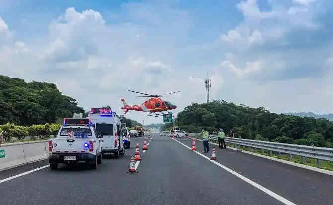 内乡高速公路汽车救援案例